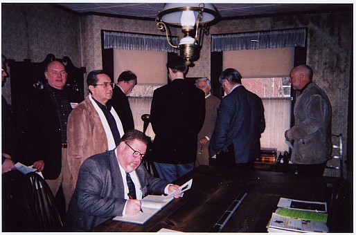 Band teachers sign book